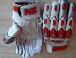 Manufacturers Exporters and Wholesale Suppliers of Batting Gloves Meerut Uttar Pradesh
